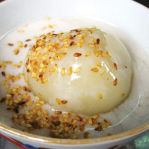 Vietnamese Sweet Dessert (Chè) with Coconut, Ginger & Mung Beans | ココナッツ・生姜・緑豆入りのぜんざい