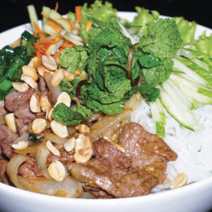 Stir-Fried Beef & Vegetables with Rice Noodles | 牛肉・野菜・ビーフンの炒め