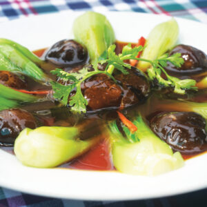 Stir-Fried Bok Choy & Shiitake Mushrooms | チンゲンサイと椎茸の炒め